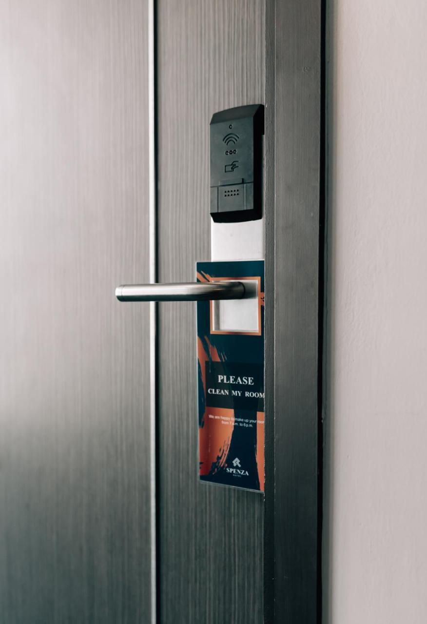 Hotel Spenza 3*